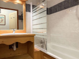 _clients_210520001_photos_237i_12157780