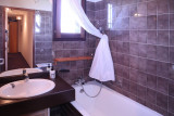 _clients_210520001_photos_645j_8413295