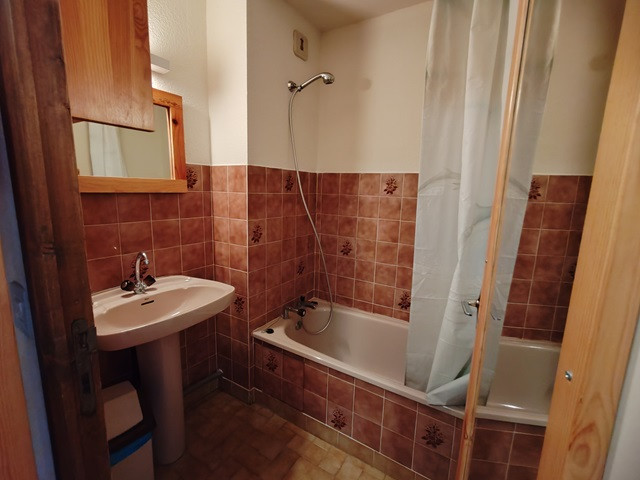 1-l-aupillon-salle-de-bain-7129280