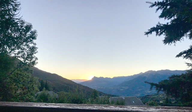 15-vue-sur-la-vall-e-de-serre-poncon-12130366 15-vue-sur-la-vall-e-de-serre-poncon-12130366