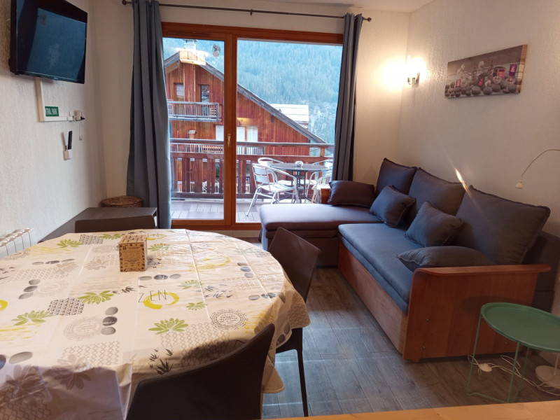 LocationAppartementLesOrres_AgenceDesOrres_BDA611