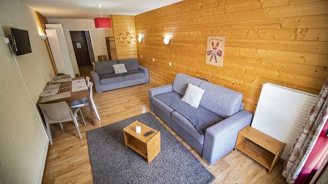 409-le-1650-5-1815188