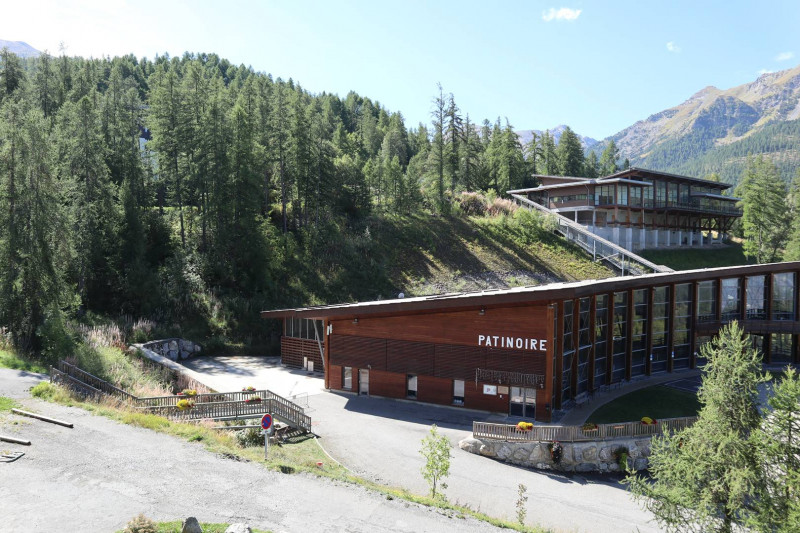 _clients_210520001_photos_127i_10729618 _clients_210520001_photos_127i_10729618