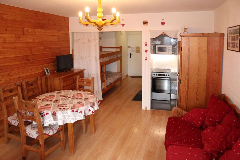 _clients_210520001_photos_12a_9977247 _clients_210520001_photos_12a_9977247