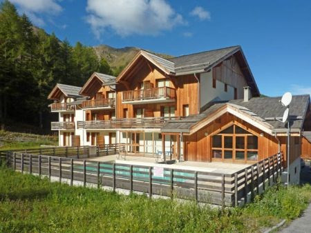 _clients_210520001_photos_177j_12250069