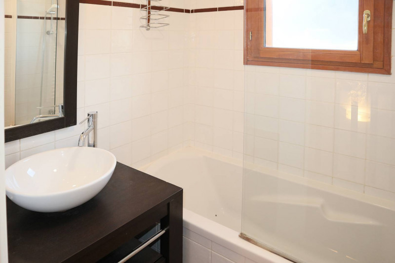 _clients_210520001_photos_209h_9920350 _clients_210520001_photos_209h_9920350