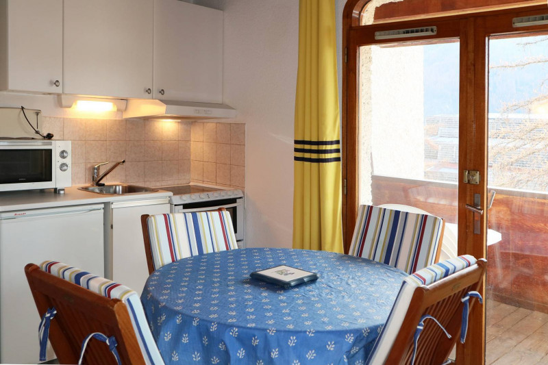 _clients_210520001_photos_251a_10044059