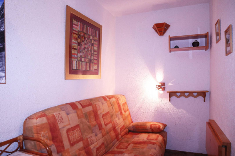 _clients_210520001_photos_315e_12142300 _clients_210520001_photos_315e_12142300