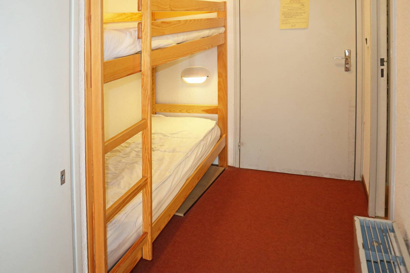 _clients_210520001_photos_326g_10563299