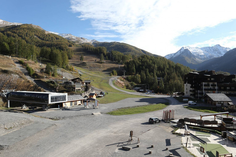 _clients_210520001_photos_346i_10329790