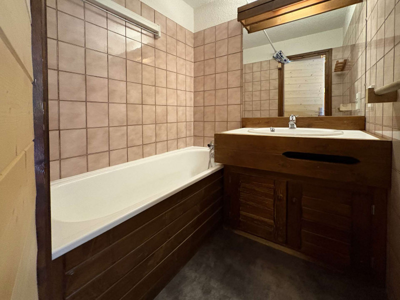 _clients_210520001_photos_360i_10714189