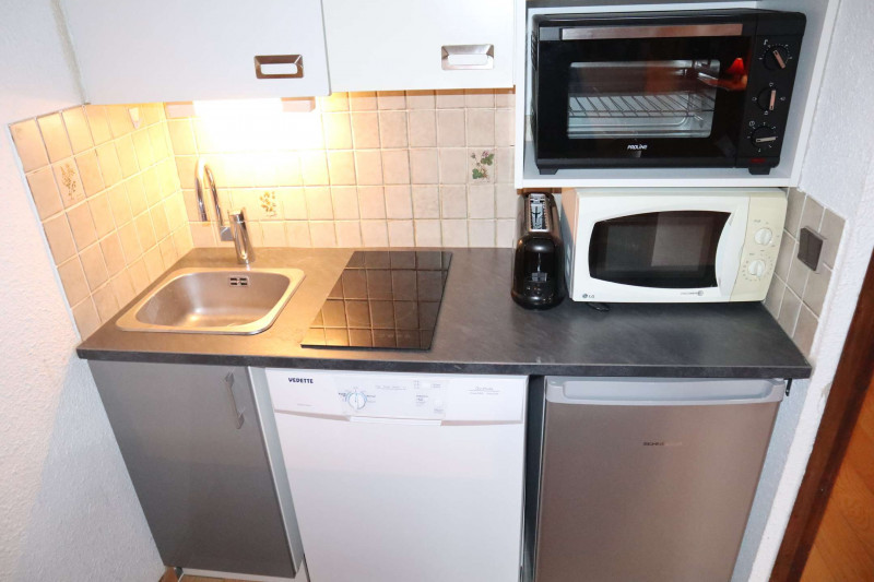 _clients_210520001_photos_380e_10630608 _clients_210520001_photos_380e_10630608