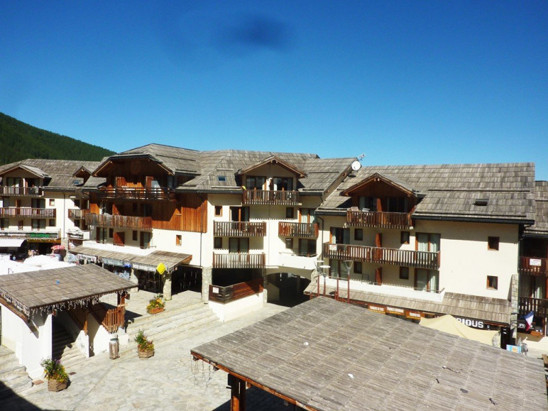 _clients_210520001_photos_382q_10731128