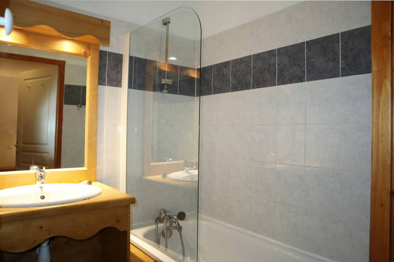 _clients_210520001_photos_400g_10672628