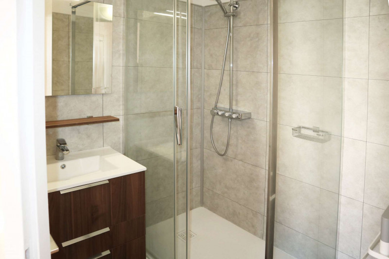_clients_210520001_photos_433m_8406283