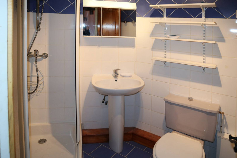 _clients_210520001_photos_460i_10103172