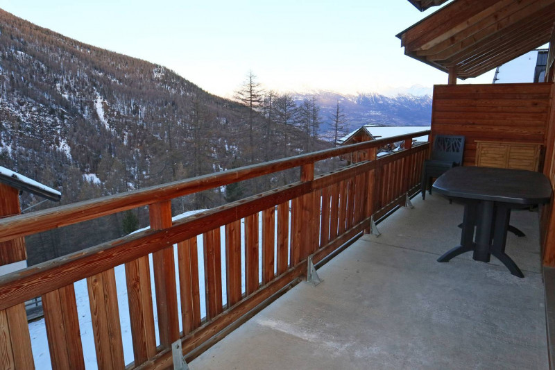 _clients_210520001_photos_479n_11247437