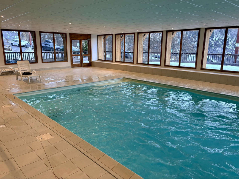 _clients_210520001_photos_485p_11288603