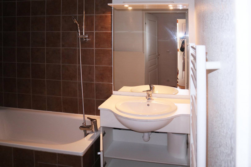 _clients_210520001_photos_494h_10522555