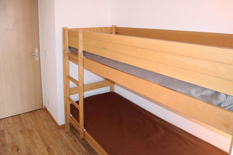 _clients_210520001_photos_495f_11215731 _clients_210520001_photos_495f_11215731