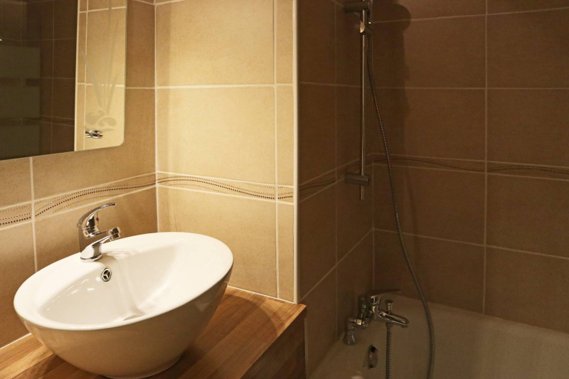 _clients_210520001_photos_512h_10932963