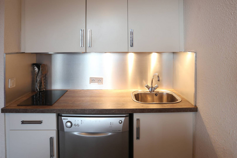 _clients_210520001_photos_530f_10247716