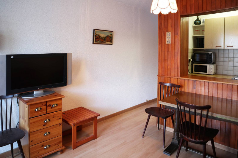 _clients_210520001_photos_537d_9897743 _clients_210520001_photos_537d_9897743