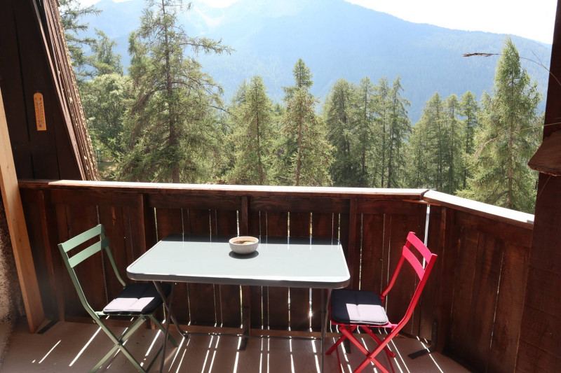 _clients_210520001_photos_546i_11200525