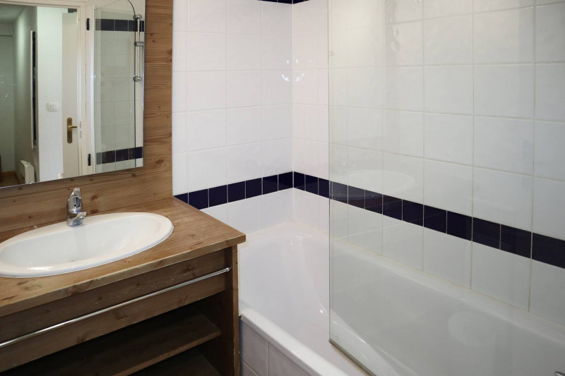 _clients_210520001_photos_569h_11239832