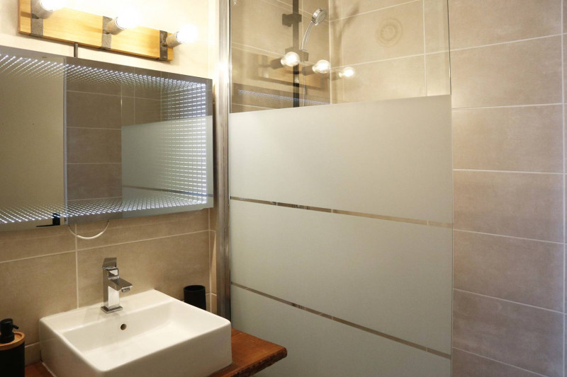 _clients_210520001_photos_571g_9980099 _clients_210520001_photos_571g_9980099