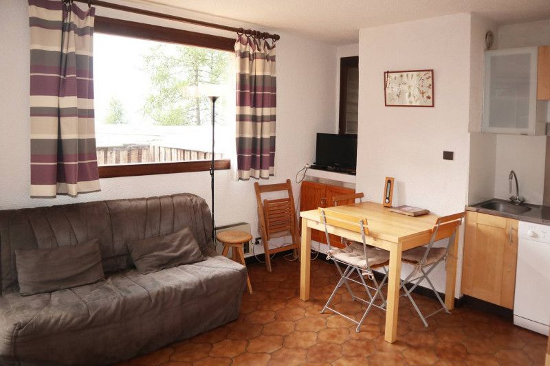 _clients_210520001_photos_577b_11092250