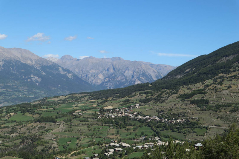 _clients_210520001_photos_586j_10966863