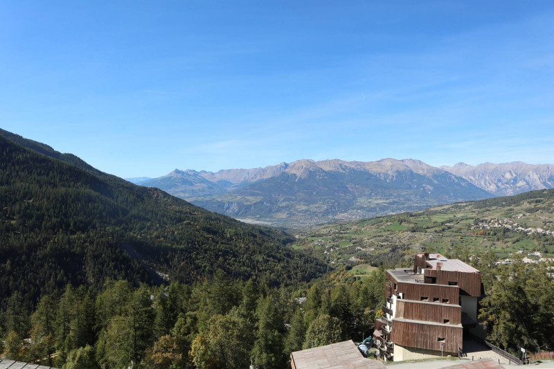 _clients_210520001_photos_596h_10489857