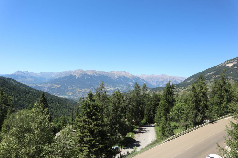 _clients_210520001_photos_598i_10673970