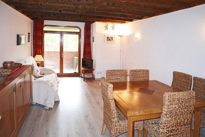 _clients_210520001_photos_59a_9840727 _clients_210520001_photos_59a_9840727