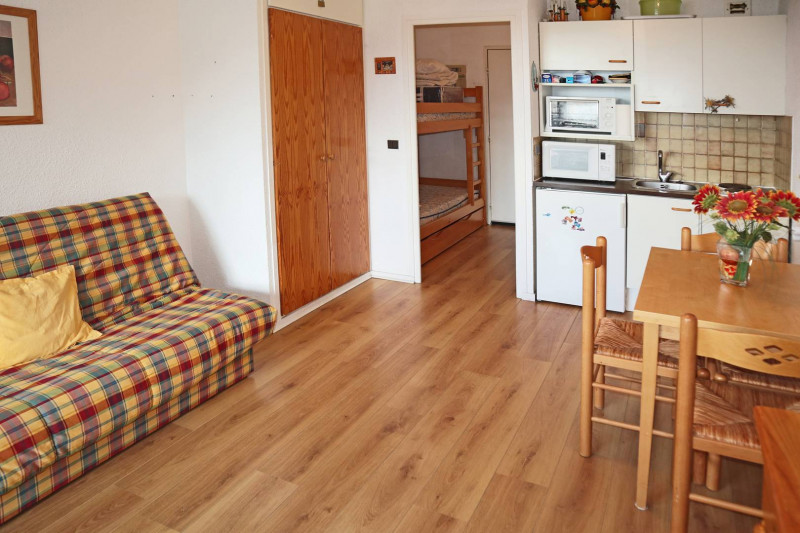 _clients_210520001_photos_609b_11092508