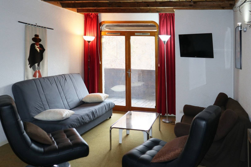 _clients_210520001_photos_60a_12198822