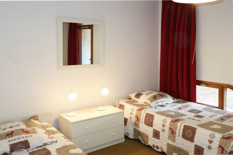 _clients_210520001_photos_60e_10431605