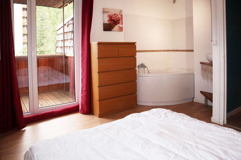 _clients_210520001_photos_623f_10749471 _clients_210520001_photos_623f_10749471