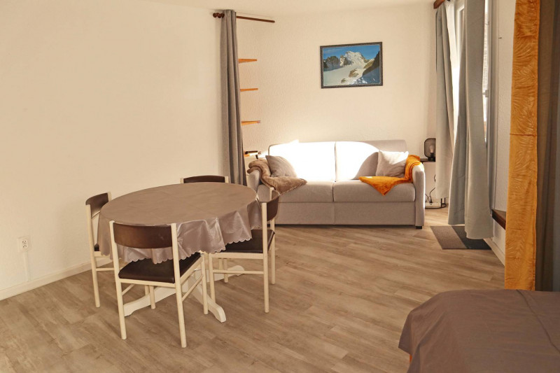 _clients_210520001_photos_626c_9922941 _clients_210520001_photos_626c_9922941