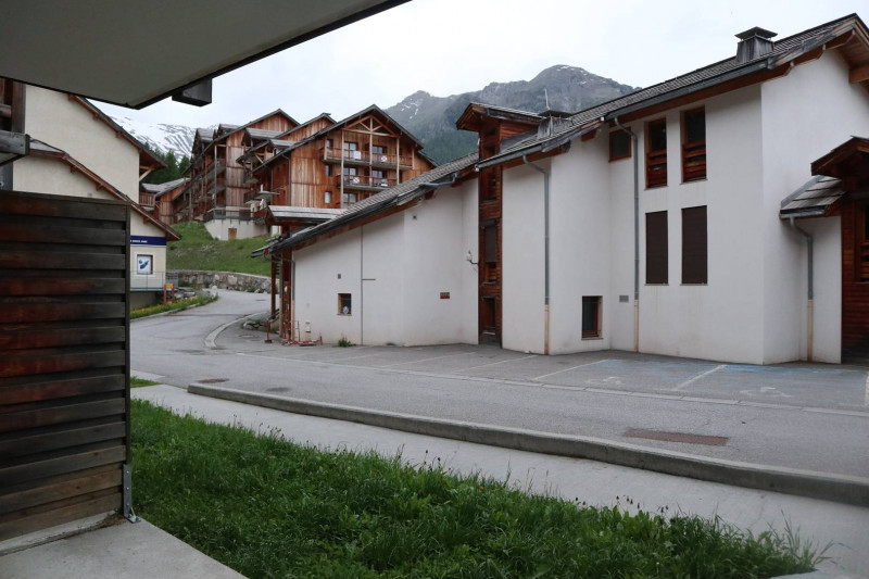 _clients_210520001_photos_639h_12136401