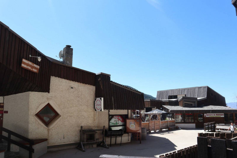 _clients_210520001_photos_643j_10674291