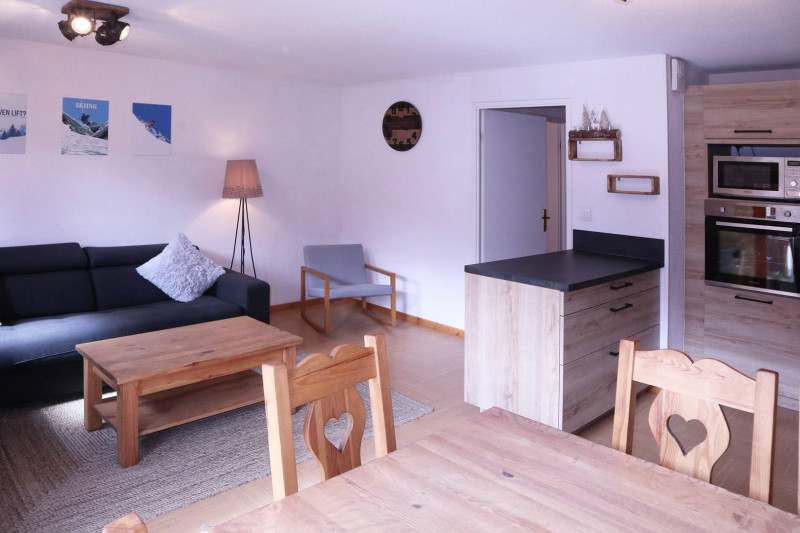 _clients_210520001_photos_647b_12144399 _clients_210520001_photos_647b_12144399