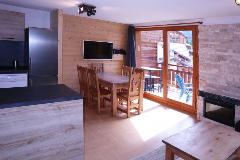 _clients_210520001_photos_647c_11500877