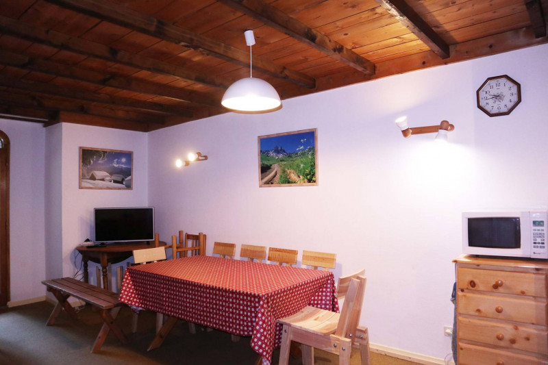 _clients_210520001_photos_65c_11151293 _clients_210520001_photos_65c_11151293