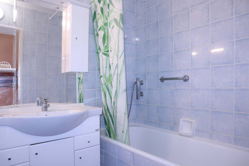 _clients_210520001_photos_65h_12275238