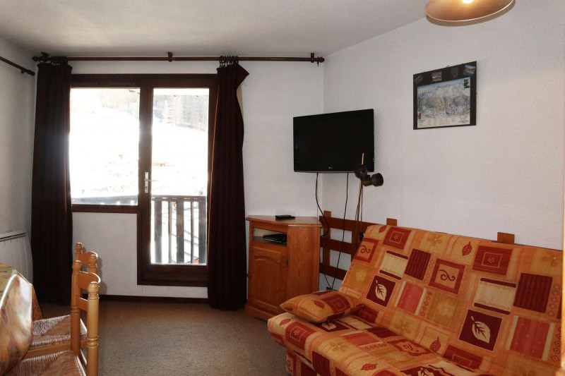 _clients_210520001_photos_693a_10348864 _clients_210520001_photos_693a_10348864