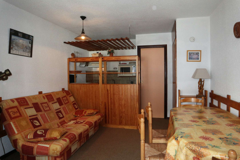 _clients_210520001_photos_693b_9874160