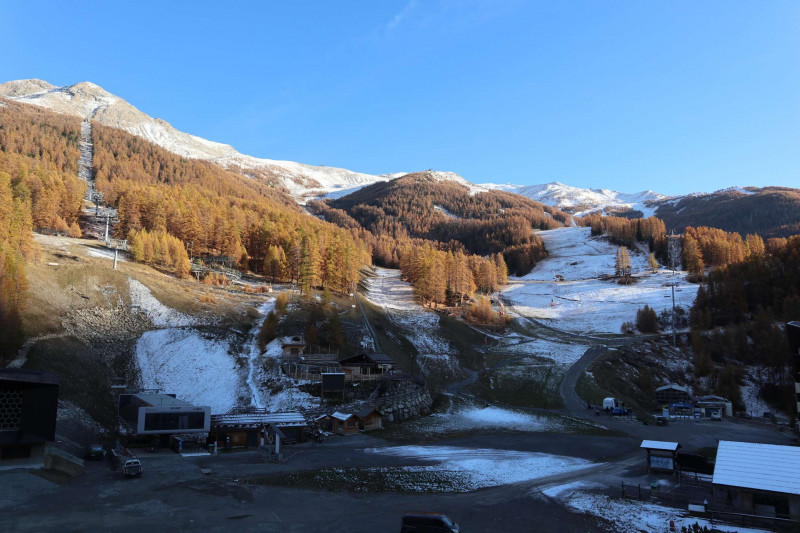 _clients_210520001_photos_6j_10348294 _clients_210520001_photos_6j_10348294