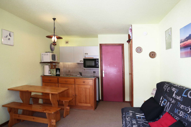 _clients_210520001_photos_701a_10875586 _clients_210520001_photos_701a_10875586